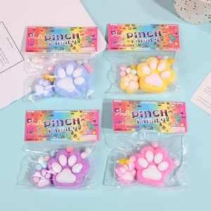 Lot de jouets sensoriels en silicone souple en forme de patte de chat, jouets créatifs anti-stress à presser, vente en gros pour cadeaux - Product Image 1