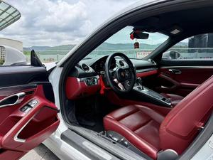<span class=keywords><strong>Auto</strong></span> Usado en Venta, Porsche 718 Cayman 2.0T 2018, Deportivo, Volante a la Izquierda, Motor Central, 250hp, Excelente Estado - Product Image 4