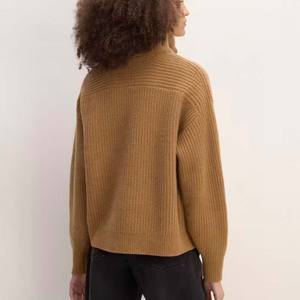 Suéter de punto de lana con media cremallera de <span class=keywords><strong>Merino</strong></span> de fieltro para mujer hecho a medida - Product Image 3