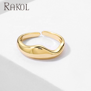 RAKOL RP2205 Anillo de compromiso ajustable de joyería de moda duradera de acero inoxidable de oro para hombre y mujer de diseño Simple - Product Image 3