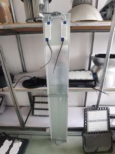 室内排球、网球和羽毛球球场 LED 照明 IP65 等级 防眩光 5 年保修 - Product Image 5