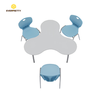 Ensemble de bureaux et chaises de classe collaborative modernes à structure métallique pour étudiants, directement de l'usine Everpretty