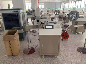 Hoàn toàn tự động siêu âm vải nhãn Máy cắt cho may mặc chăm sóc satin Ribbon nhãn - Product Image 2