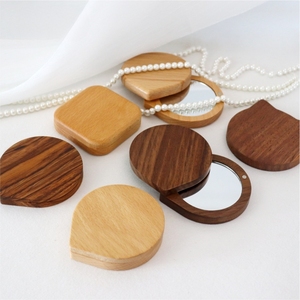 Factory Wholesale Solid Wood Classic Handmade Portable Magnetic Suction Small 7cm X 7.5cm Rotating Beauty Gift Wooden Mirror