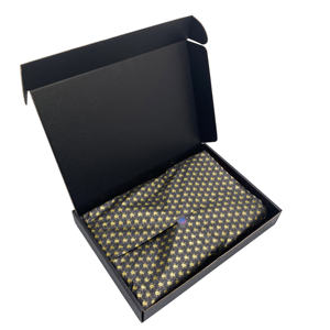 Impresión de logotipo personalizado, cajas de envío reciclables plegables negras de alta calidad, lámina dorada de laminación mate, tamaño personalizado para zapatos de juguete - Product Image 3