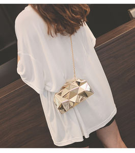 Bolso de metal 2024, cadena de personalidad de moda europea y americana, bolso de hombro individual, bolsos de noche cruzados - Product Image 2