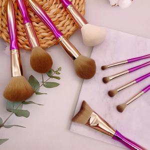 Ensemble de 9 pinceaux de maquillage avec logo personnalisé, poils synthétiques, manche en plastique, pinceau à raser pour le visage et les yeux, pinceaux cosmétiques professionnels pour filles - Product Image 1