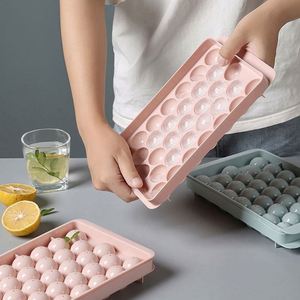 1 moule à glaçons sphériques 3D réutilisable avec couvercle, en plastique, style diamant, pour faire des boules de glace DIY, capacité 1-3L, outil de cuisine - Product Image 3