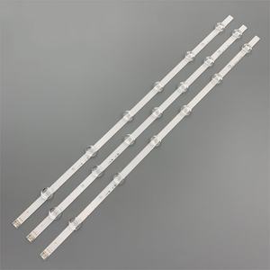 Bande LED rétroéclairée en aluminium HX-221 pour réparation de téléviseur 32'' Modèle 3V POLA2.0 Longueur 590mm Indice de protection IP33 Garantie 3 ans - Product Image 1