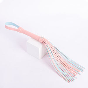 Hochwertiges Erwachsenen-BDSM-<span class=keywords><strong>Bondage</strong></span>-Set mit Macarons-Peitsche, Analdildo, Butt Plug, Schwarze und Rote Geschenkbox, Großhandel Günstig für Paare - Product Image 4