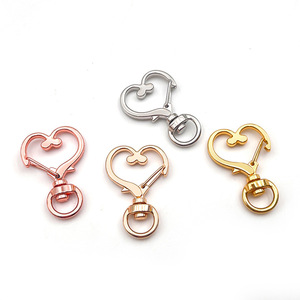 Mosquetón de aleación de zinc en forma de corazón para llavero, en colores Oro, Oro rosa, Plata, accesorios de ferretería para bricolaje, juguetes de peluche y hebillas para perros, al por mayor - Product Image 3