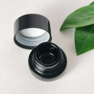 Frascos de Vidrio Cannacoast de 3g, 5g, 7g y 9g, Pequeños, Negros, Blancos y Opalinos, para Concentrados de Cera y Aceite - Product Image 1