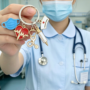 Porte-clés d'infirmière en alliage de zinc avec impression UV, couleur personnalisée, légers, cadeau pour la Journée des infirmières, support de bague, stéthoscope, seringue - Product Image 1