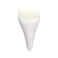 Rouleau de glace refroidissant l'équipement de beauté à usage domestique de rouleau de massage facial pour les soins du visage rétrécir les pores lifting du visage