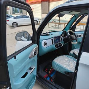 Vehículo Eléctrico Compacto de Cuatro Ruedas, Scooter de Movilidad Moderno para la Vida Actual y Viajes Familiares Pequeños - Product Image 6