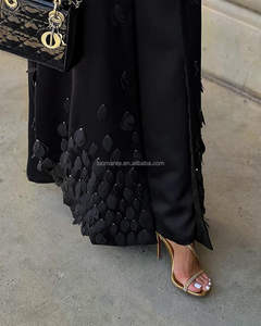 Fabricant d'Abaya, Abaya Islamique Musulmane Unique Personnalisée, Abaya Noire Brillante pour Femmes - Product Image 4
