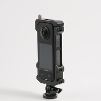 Boîtier de protection en alliage d'aluminium OEM pour caméra VR Insta360, cage de montage pour Insta360 One X3 avec griffe porte-accessoire pour 2 micros Rode