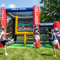 Terrain de jeu gonflable commercial en PVC pour enfants : Jeu de football américain pour location événementielle