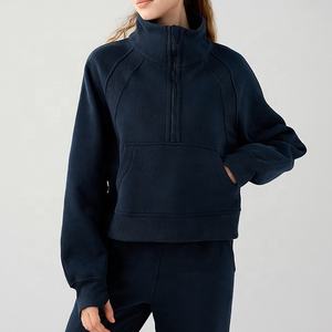 Vêtements de fitness T-shirt à manches longues personnalisé haut de Yoga pour les femmes col haut épaissi demi fermeture éclair sweat avec trous pour les pouces - Product Image 5