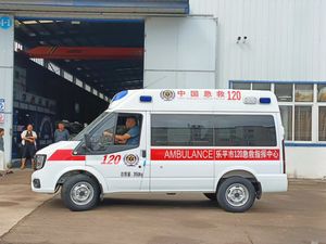 Clinique mobile JMC, <span class=keywords><strong>ambulance</strong></span>, secours sur site, soins aux patients, traitement médical mobile, véhicule de transport - Product Image 4
