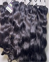 Cheveux Indiens Bruts Directement d'Inde, Extensions de Cheveux Ondulés Naturels, Cheveux Humains Bouclés Vierge Remy de Temple Pas Chers, Lots Non Traités