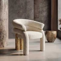 Chaise de salle à manger de luxe moderne avec pieds en laiton et fauteuil en tissu bouclé super confortable pour la maison, le bureau, la villa, personnalisable