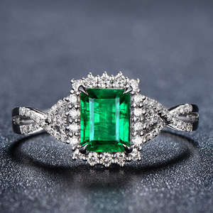 Emerald Color Square Design Ring Elegant Style Finger Ring for Women - Product Image 4