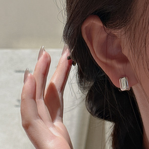 Pendientes de Plata de Ley S925, Diseño Coreano Retro, Cuadrados, Minimalistas, Moda Coreana, Venta al Por Mayor - Product Image 2