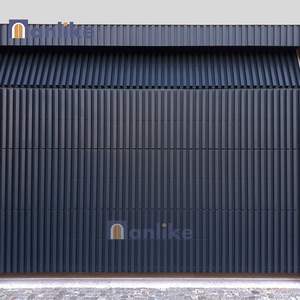 <span class=keywords><strong>Prix</strong></span> <span class=keywords><strong>de</strong></span> gros Villa <span class=keywords><strong>de</strong></span> luxe encastrée Batten moderne Grille moteur automatique Porte <span class=keywords><strong>de</strong></span> <span class=keywords><strong>garage</strong></span> en aluminium noir pour la maison - Product Image 3