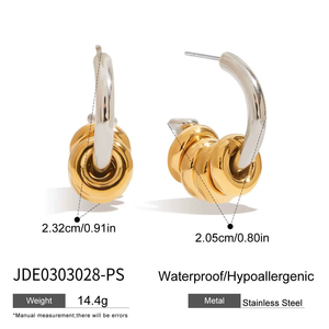 Boucles <span class=keywords><strong>d</strong></span>'oreilles évidées en forme de C <span class=keywords><strong>multi</strong></span>-<span class=keywords><strong>anneaux</strong></span> combinées en <span class=keywords><strong>or</strong></span> et argent en acier inoxydable de style design classique en <span class=keywords><strong>or</strong></span> 18 carats - Product Image 5