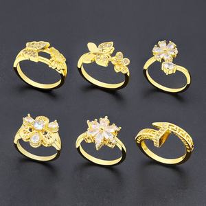 Vente directe Jxx, bague en laiton plaqué or 24 carats de haute qualité, sertie de zirconiums cubiques, bijoux tendance pour filles, prix compétitif - Product Image 1