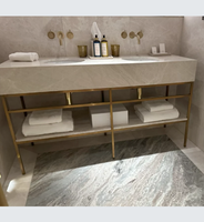 Meuble-lavabo de salle de bain au sol avec évier OEM ODM articles sanitaires armoire miroir et armoire porte-serviettes bases métalliques pieds en laiton satiné