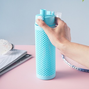 Gobelet portable pour adulte 8005-15 PP, protection environnementale, capacité 701800 ml, design minimaliste moderne, boisson directe, thermique - Product Image 4