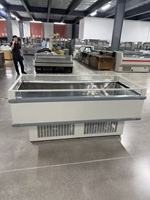 Vitrine réfrigérée ouverte à plateau plat pour la présentation de viande fraîche pour boucherie, supermarché, magasin