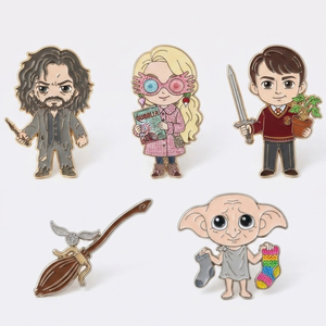 Pins de Esmalte Personalizados de Alta Calidad, Insignias con Color y Forma Personalizados, Diseño Moderno/Arte Tradicional/Folk, Logotipo Personalizado, Zinc - Product Image 1