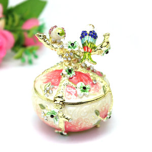 Металлическая шкатулка-сувенир в виде тукана из позолоченной эмали от производителя из Гуандуна для декора дома - Product Image 2