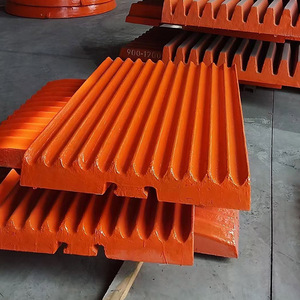 Matrice a mascelle Hongxing in acciaio ad alto contenuto di manganese C120 per la frantumazione della roccia - Product Image 4