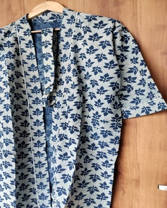 Robe Kimono Imprimée Fleurs Chaudes en Coton, Motif Floral Imprimé à la Main, Respirante, Manches Longues, Vêtement de Nuit, Tailles Disponibles - Product Image 3