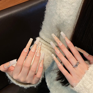 Venta al por mayor de <span class=keywords><strong>uñas</strong></span> postizas cuadradas largas reutilizables de lujo pequeños <span class=keywords><strong>diseños</strong></span> de diamantes de imitación hechos a mano 3D diamante acrílico falso prensa en las <span class=keywords><strong>uñas</strong></span> - Product Image 2