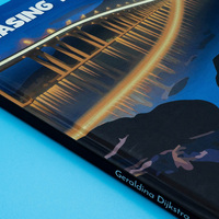 Livre pour enfants qui brille dans le noir avec impression de livre, couverture rigide et papier artistique
