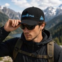 Casquette de baseball sportive en tissu éponge avec logo personnalisé brodé, design 5 panneaux, perforations laser, respirante, imperméable, pour course en extérieur et protection solaire
