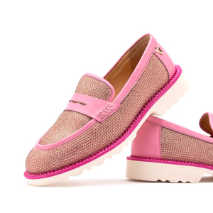 Mocassins plats Abigail à enfiler en cuir suédé lapidé personnalisés en usine pour femmes - Product Image 3