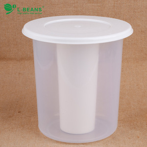 Cubo de plástico para hielo raspado L-Beans con tapa reutilizable para hacer bloques de hielo - Product Image 1