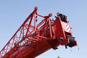 100ton מנוף STC1000C-8 בום + גובה הרמת ג 'יב 93 מ' במלאי - Product Image 6