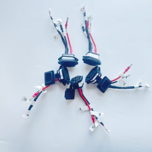 ฝาครอบพอร์ตชาร์จมอเตอร์ไซค์ไฟฟ้ากันน้ำพร้อมปลั๊กอินอเนกประสงค์แบบ PTFE และ PVC การเชื่อมต่อการชาร์จแบตเตอรี่รถยนต์หุ้มฉนวน - Product Image 3