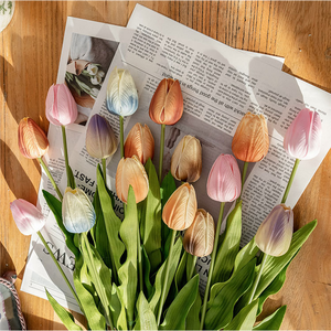 Flores Artificiales de <span class=keywords><strong>Tulipán</strong></span> de PU, Estilo INS, Fabricante, Planta Verde, Venta al por Mayor, Decoración para Bodas, Eventos, Fiestas, Manualidades, Nuevo Producto - Product Image 1