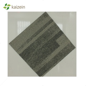 2024 nuevo diseño 100% PP corte pila alfombra cuadrada <span class=keywords><strong>azulejos</strong></span> moderna técnica copetuda colores brillantes para oraciones en el hogar - Product Image 1