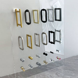 Douchebox van gehard glas op maat, rechte uitvoering, schuifdeur, voor hotel. - Product Image 5