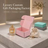 Boîte d'expédition pliable chic en carton ondulé coloré pour l'emballage de produits de beauté, maquillage, cosmétiques, boîte d'abonnement pour envoi postal