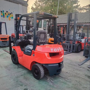 Forklift TOYOTA FD30 Bekas 3 Ton Kondisi Baik Produk Asli Jepang Laris Manis Tiga Tiang dengan Side Shift - Product Image 1